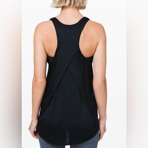 Lululemon essential  tank pleated 
Jersey black size 14